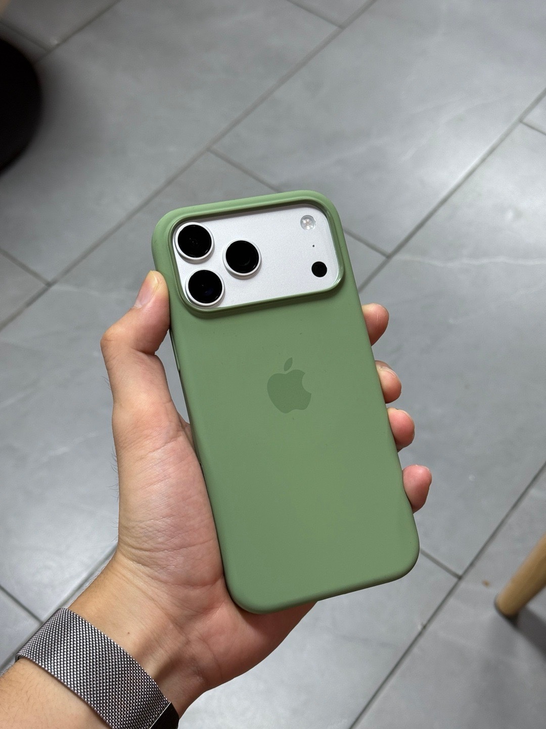 用iPhone前：vivo、OPPO这些手机也很流畅呀！而且拍照也是真的好看[捂