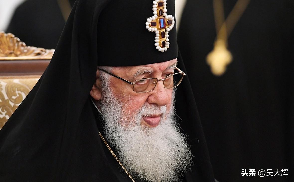 非同寻常的信号

俄罗斯总统特别代表米哈伊尔·什维德科伊出席了格鲁吉亚全格鲁吉亚