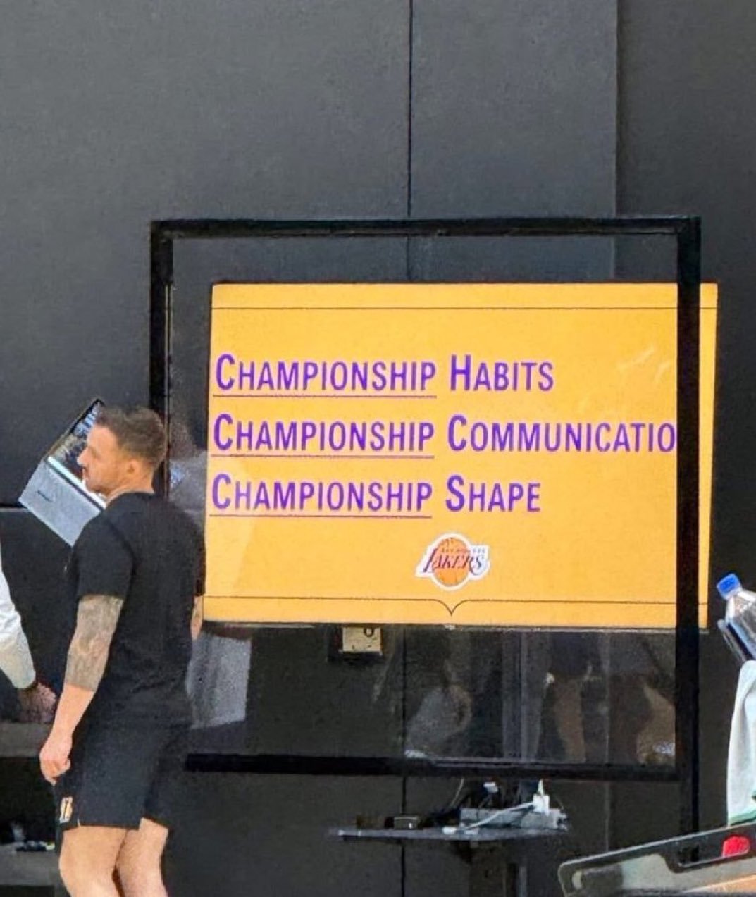 现在看这图我想笑雷迪克事后诸葛亮湖人国度nba吐槽大会