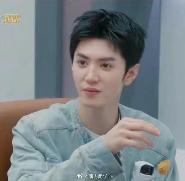 #摄像头都跟不上陈哲远躺下的速度#陈哲远是真的胆子小啊，被npc吓得立马躺下满地