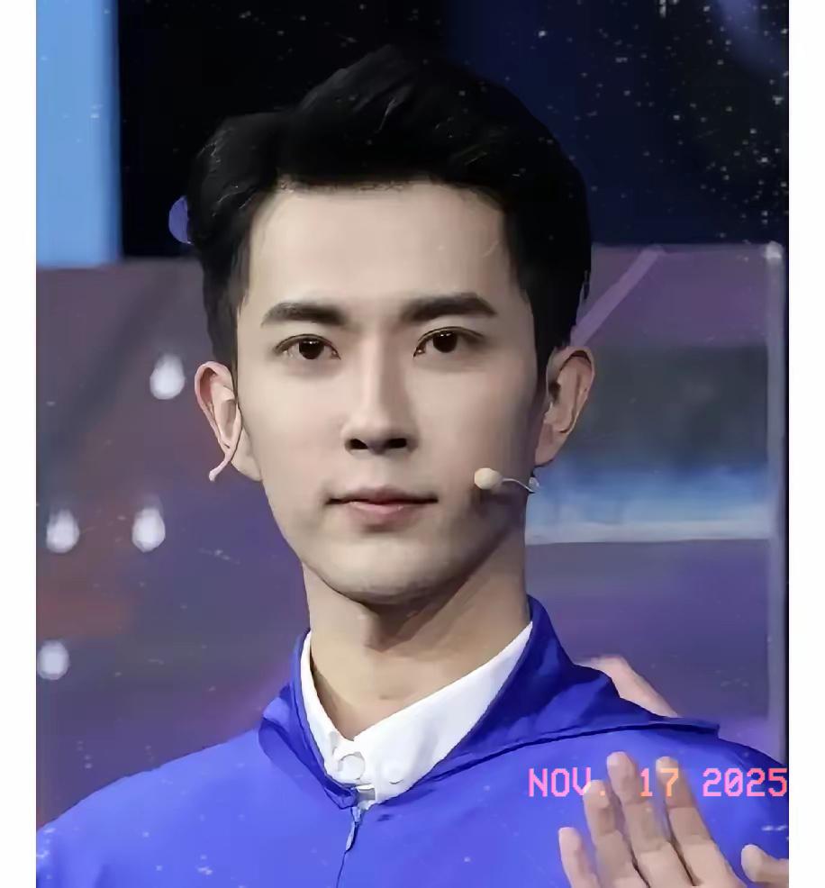 我有种预感萌萌会火很久
原因很简单啊！

不是靠花哨包装，也不是靠新奇人设，核心