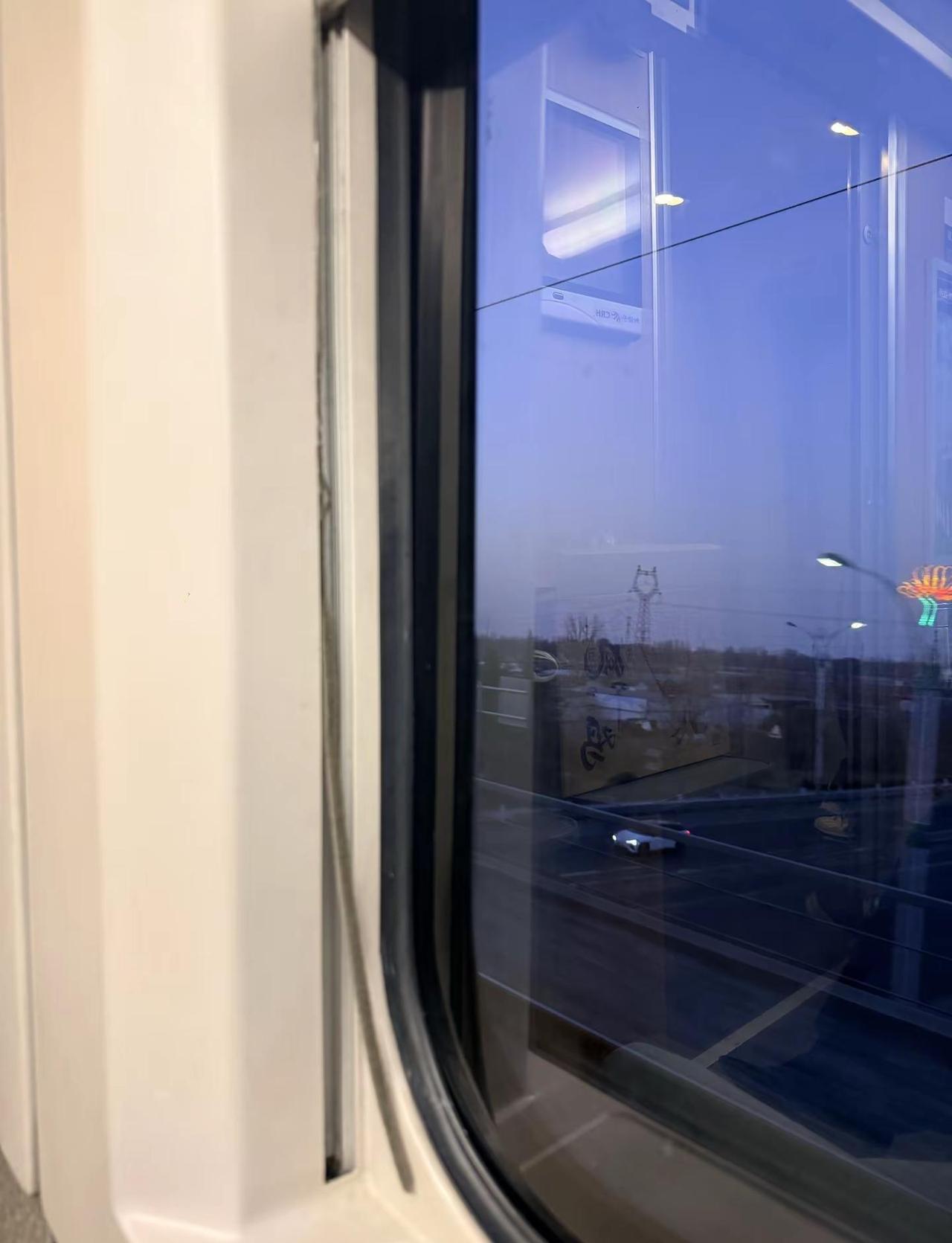 一次比一次平静 平静点也好 平静到很多东西都不再想要