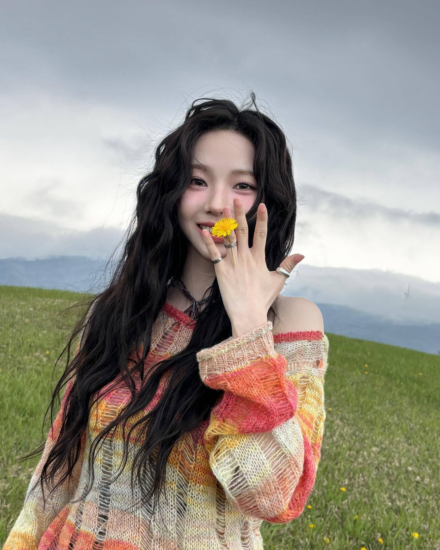 Karina ins更新🌼🌳 ​​​