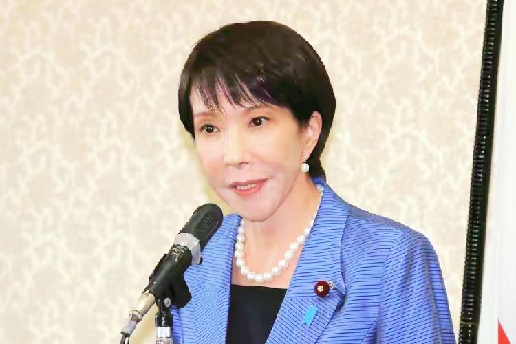 高市早苗喊着“台海有事就参战”，看着凶其实没底气。日本自卫队缺高超音速武器，还征