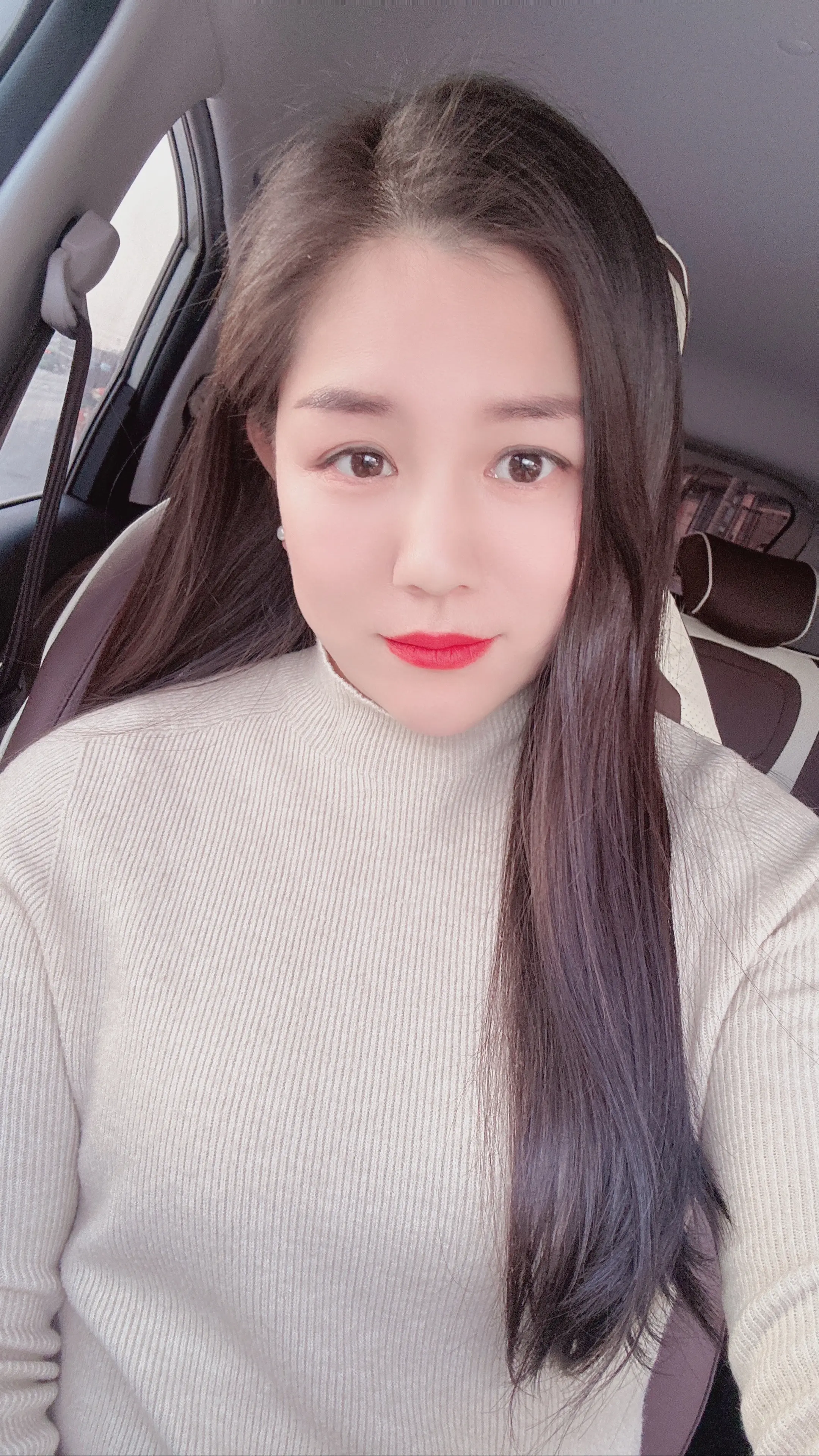 当你的认知越来越高时，你会开始真正理解身边的每一个人，没有好坏，没有对...