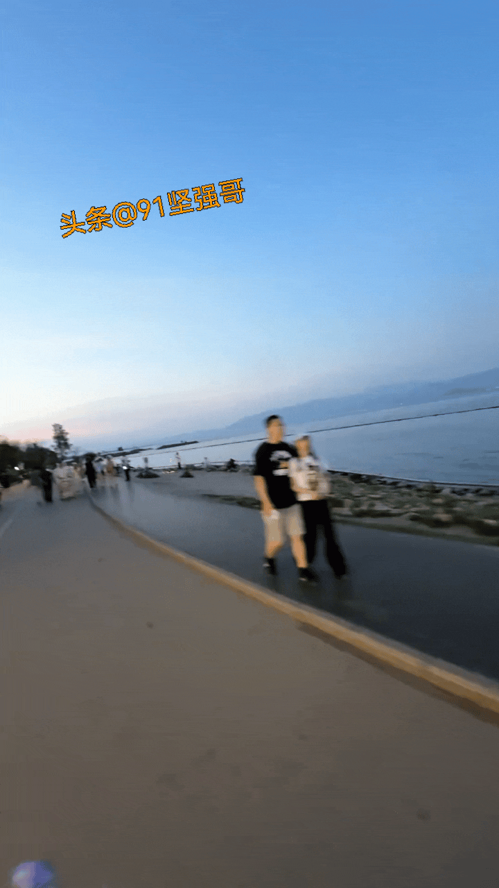 这就是我梦想中的海边骑行！