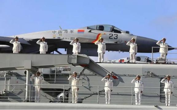 还以为中国要在南海跟美日韩掰手腕？这一局，中国换了玩法。第一步，跳出南海的缠斗；