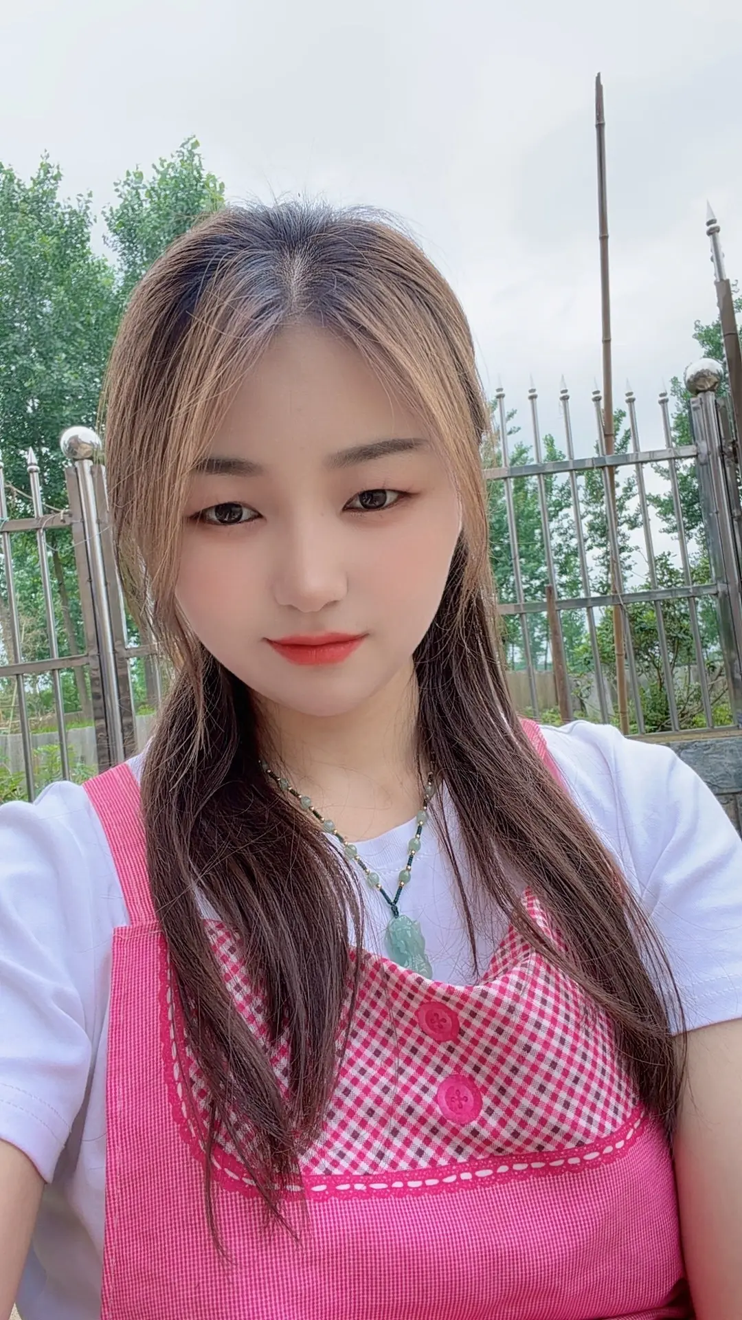 生活就像一锅粥，不同的人会熬出不同的结果，有人熬的夹生，有人熬成浆，有...