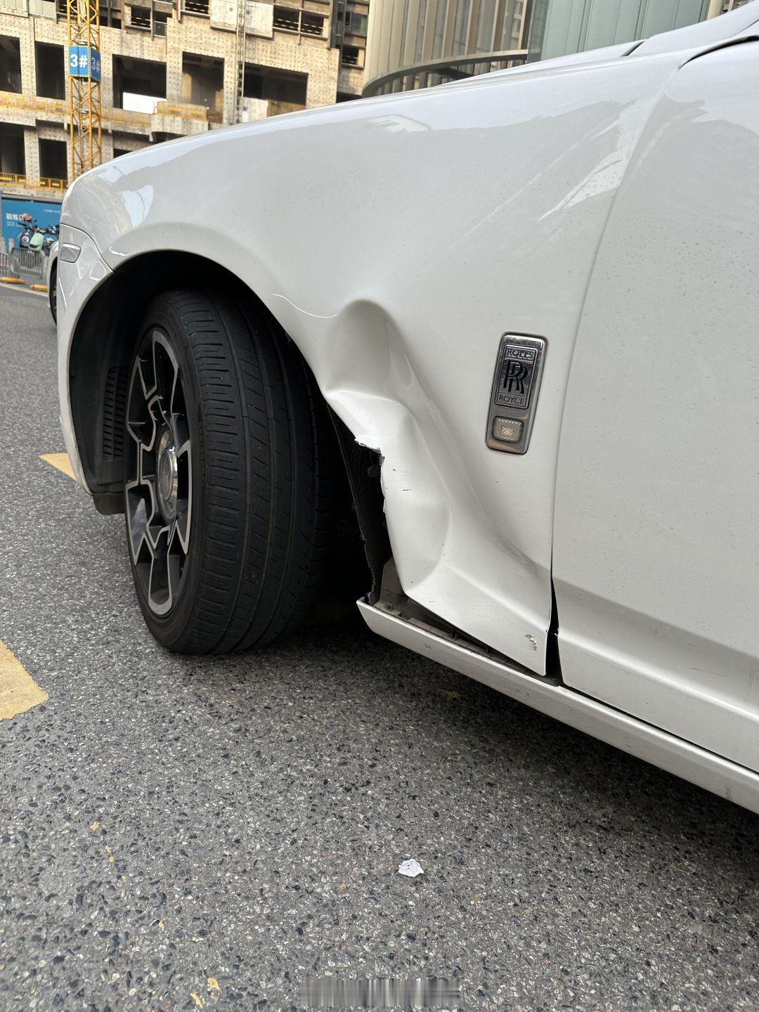 提问🙋这保险得赔多少啊？#全民拍车# ​​​