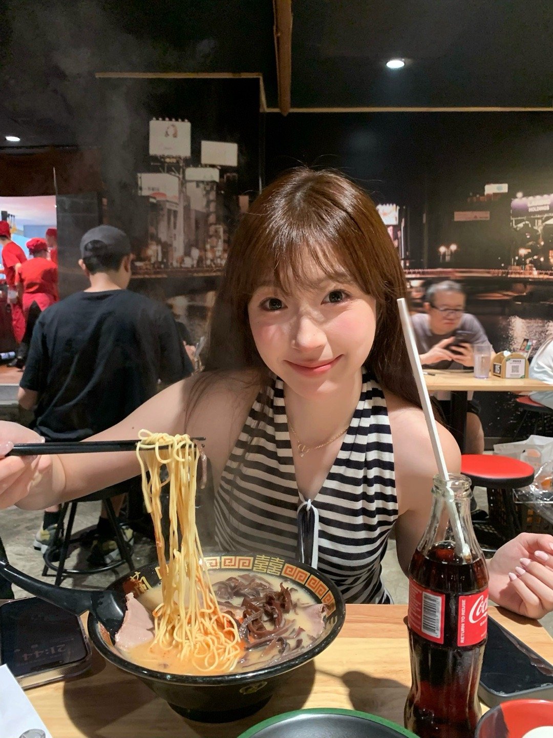 爱吃一蘭拉面🍜 ​​​
