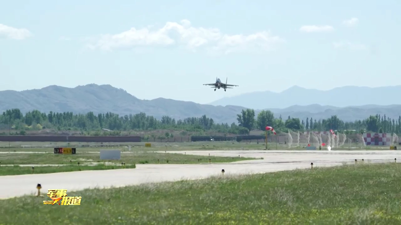 中空“河山劲旅”黑头歼-11B/BS长春开放日后，新玩具又不给看了，侧卫们依旧占