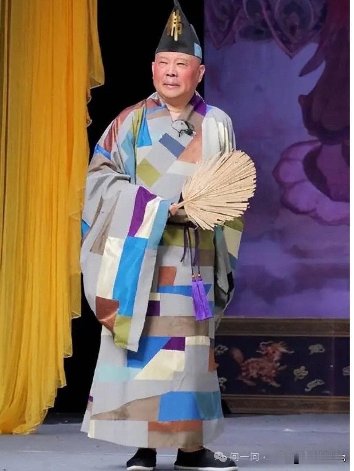 突发消息！郭德纲原定8月15日场次官宣取消，退票通道已经开启。
风波起因于此前改