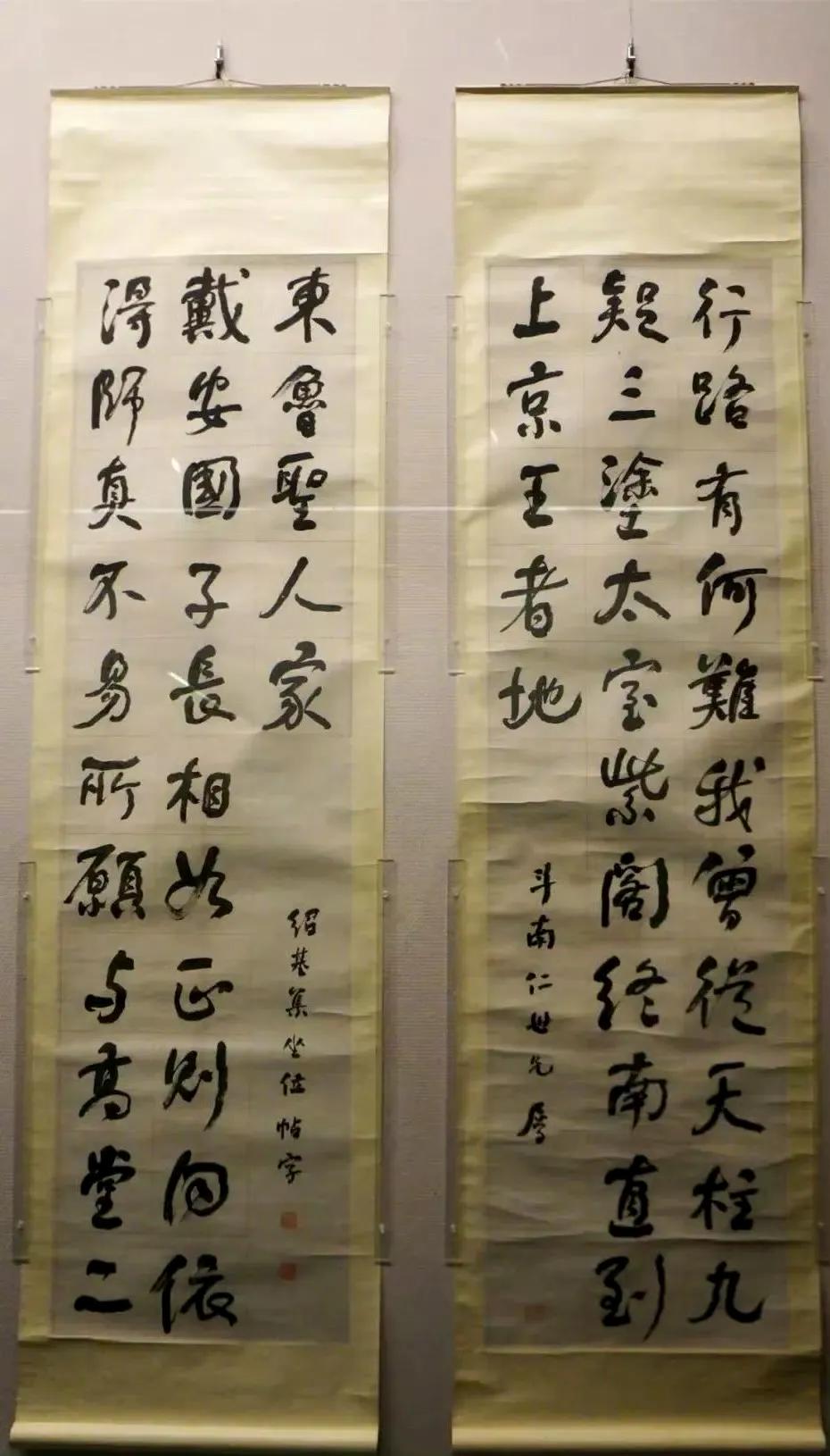 太多，一晚能写100副对联，何绍基