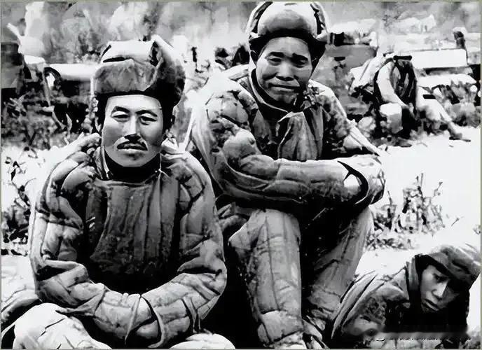 1953年，精通三门外语的志愿军战俘程立人拒绝回国。流亡三十年后，他竟成了阿根廷