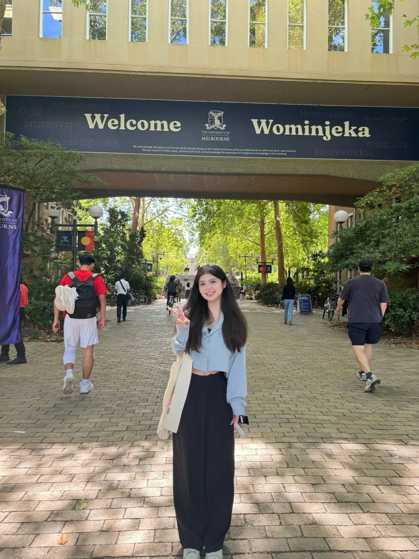 🇦🇺当我的笑灿烂像阳光，当我的梦做的够漂亮