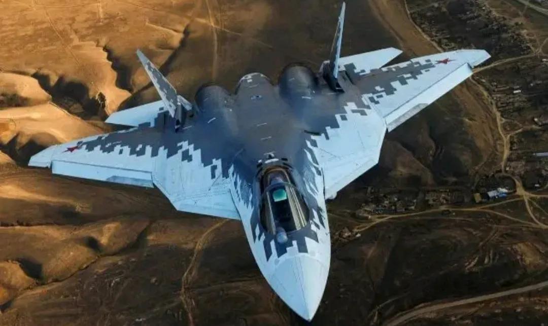 从冷战开始，美苏或美俄就在战斗机研发方面激烈竞争，各自的飞机都有自己追求的性能，