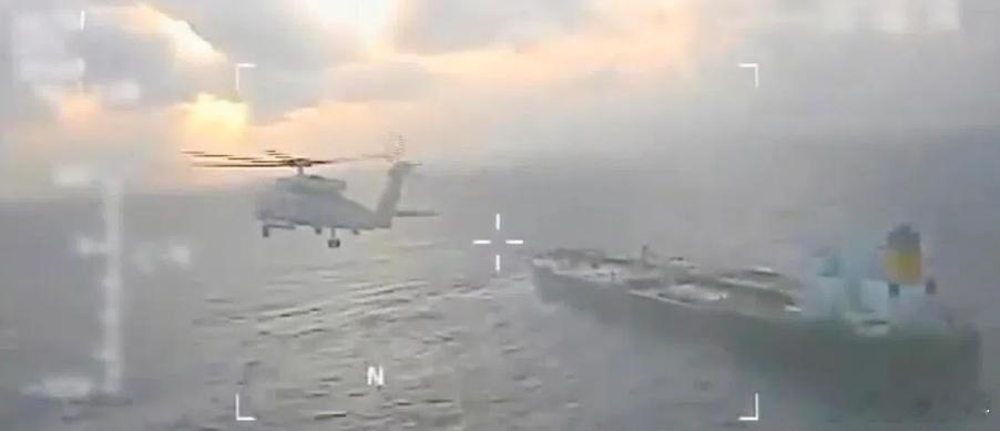 【美国在加勒比海“秀肌肉”！伊朗雪中送炭，与委联手共同面对强压】在这个世界上，某