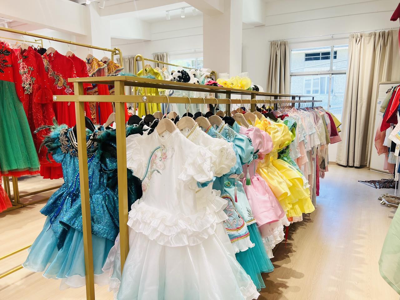 缙云首家全新专业—𝙔𝙭·礼服馆开业啦
