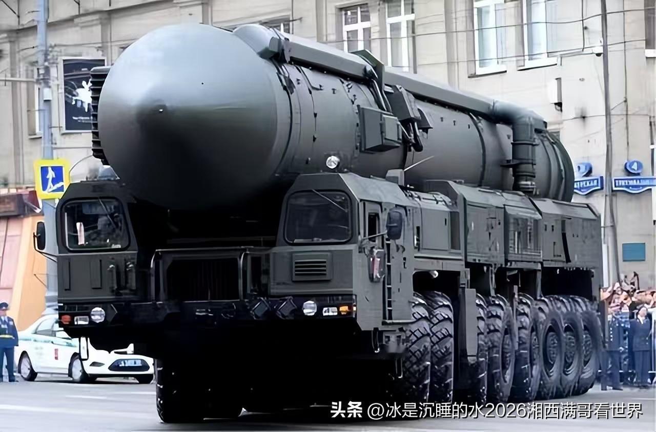 5月13日，俄罗斯总统弗拉基米尔·普京祝贺战略火箭兵成功试射最新型洲际弹道导弹，