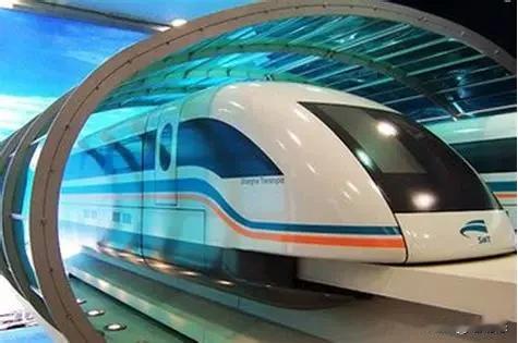 中国速度再破纪录！700公里/小时超导磁浮领跑全球
 
央视新闻重磅报道，国防科