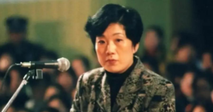2001年，“女老虎”蒋艳萍被判处死刑，万念俱灰之下，听说只要怀孕就可争取缓刑，