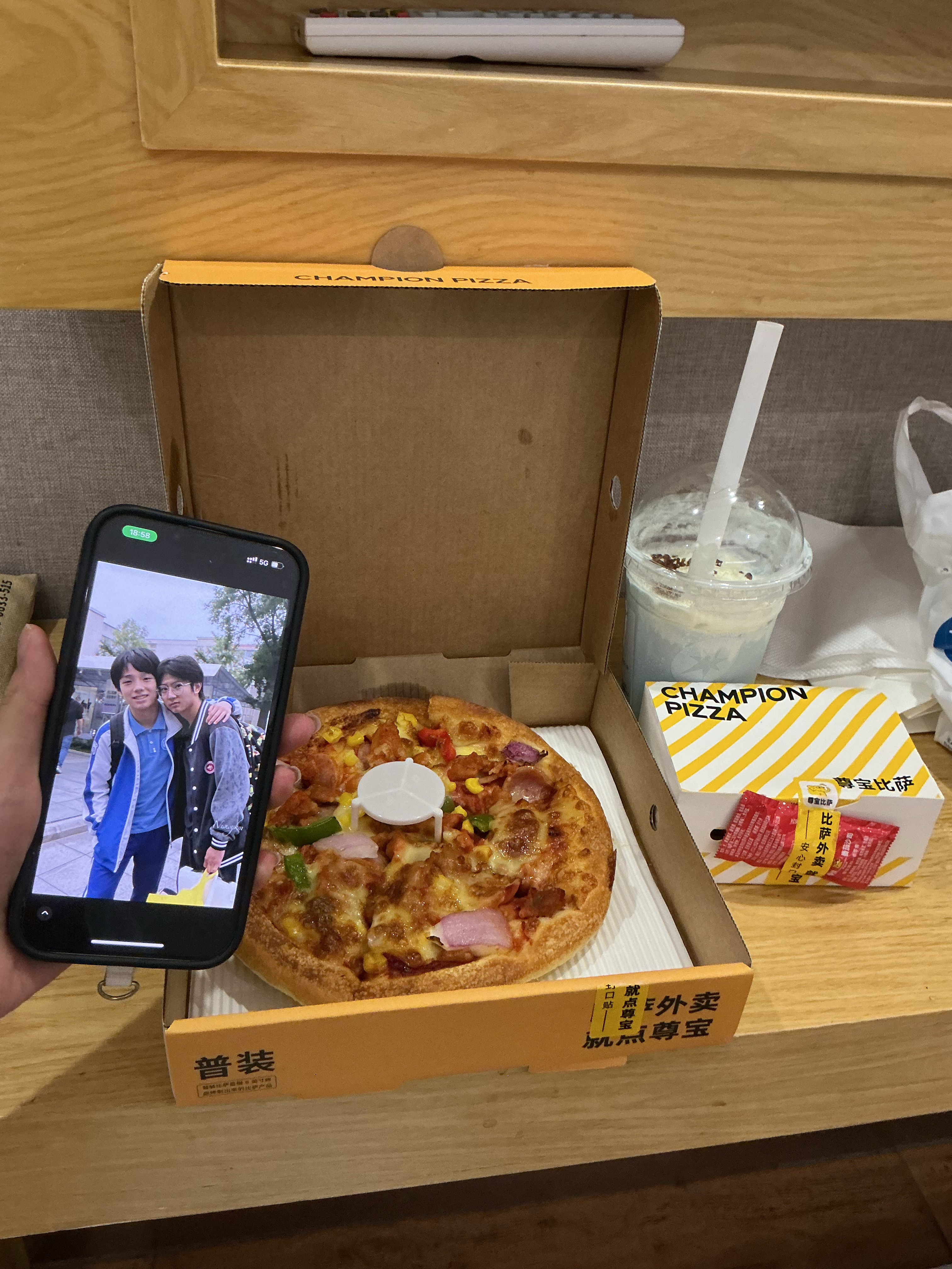 果木我懂你了尊宝披萨真好车 