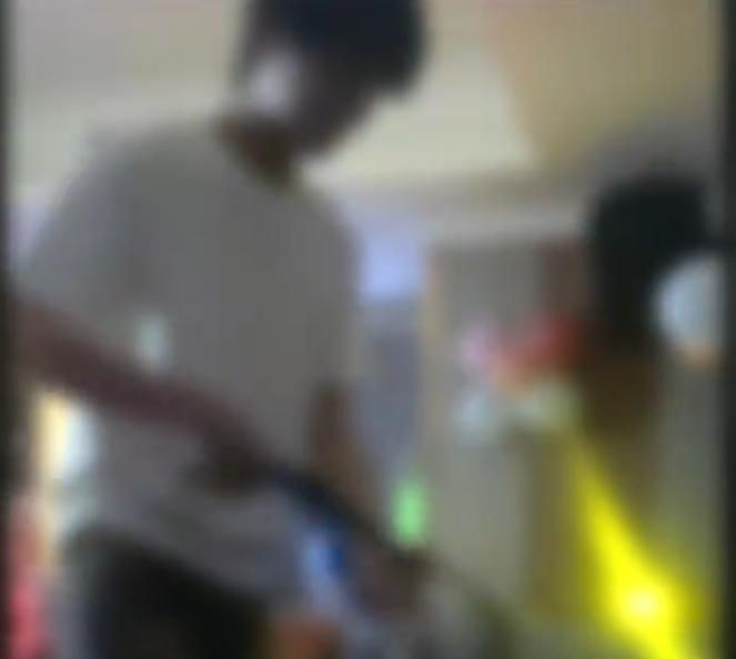 “想白嫖？”浙江，一女子在KTV正常消费，但接触了“男模”服务后，生理上的得到了