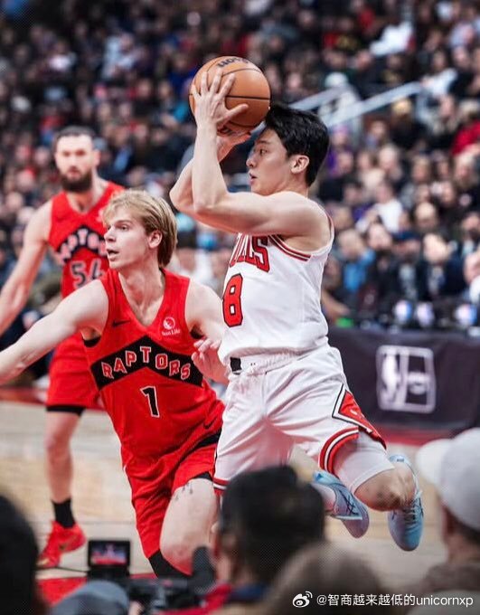 河村勇辉对阵猛龙出场12分钟得到3分2板7助1断河村勇辉亚洲篮球NBA