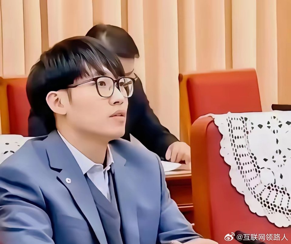 确实，今年用DS的人明显少了，不少人都转用豆包了。 