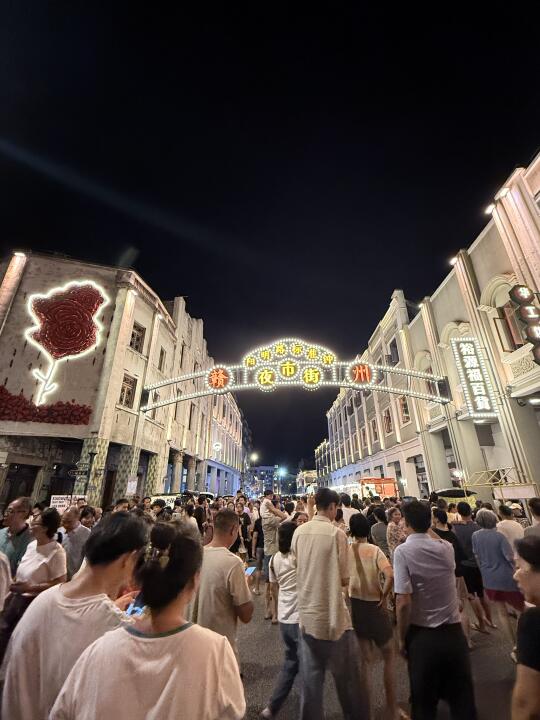 赣州标准钟夜市街现状晚20:00Live实况🫠