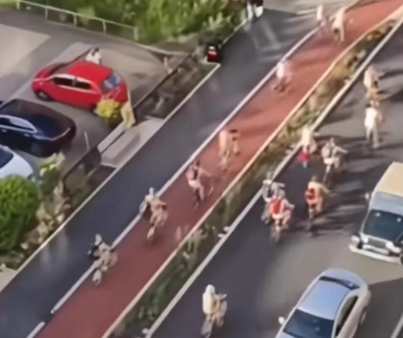 这些人怎么想的？

路透社报道，6月14日英国伦敦有1000多名一丝不挂的男男女