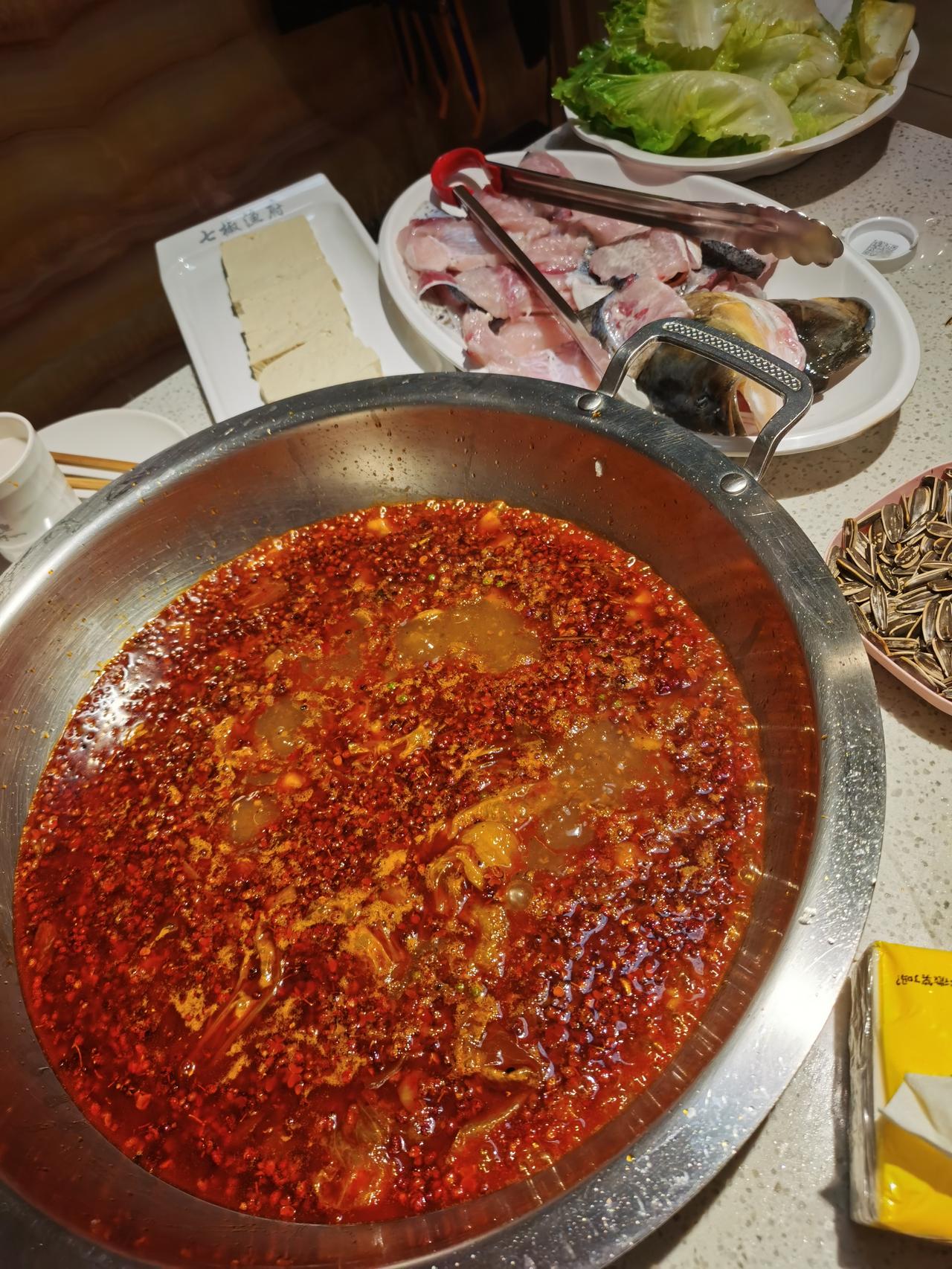路见不平一声吼    很多人都是看不惯刘晓庆的骄横跋扈才在百忙中仗义执言遣责刘晓