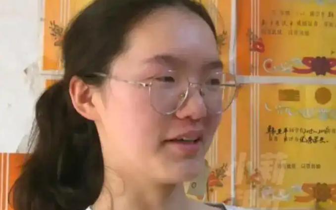 韩雅平的去向，终于定了。 
 
跟清华招生组两次深度沟通后，她正式选择了清华大学