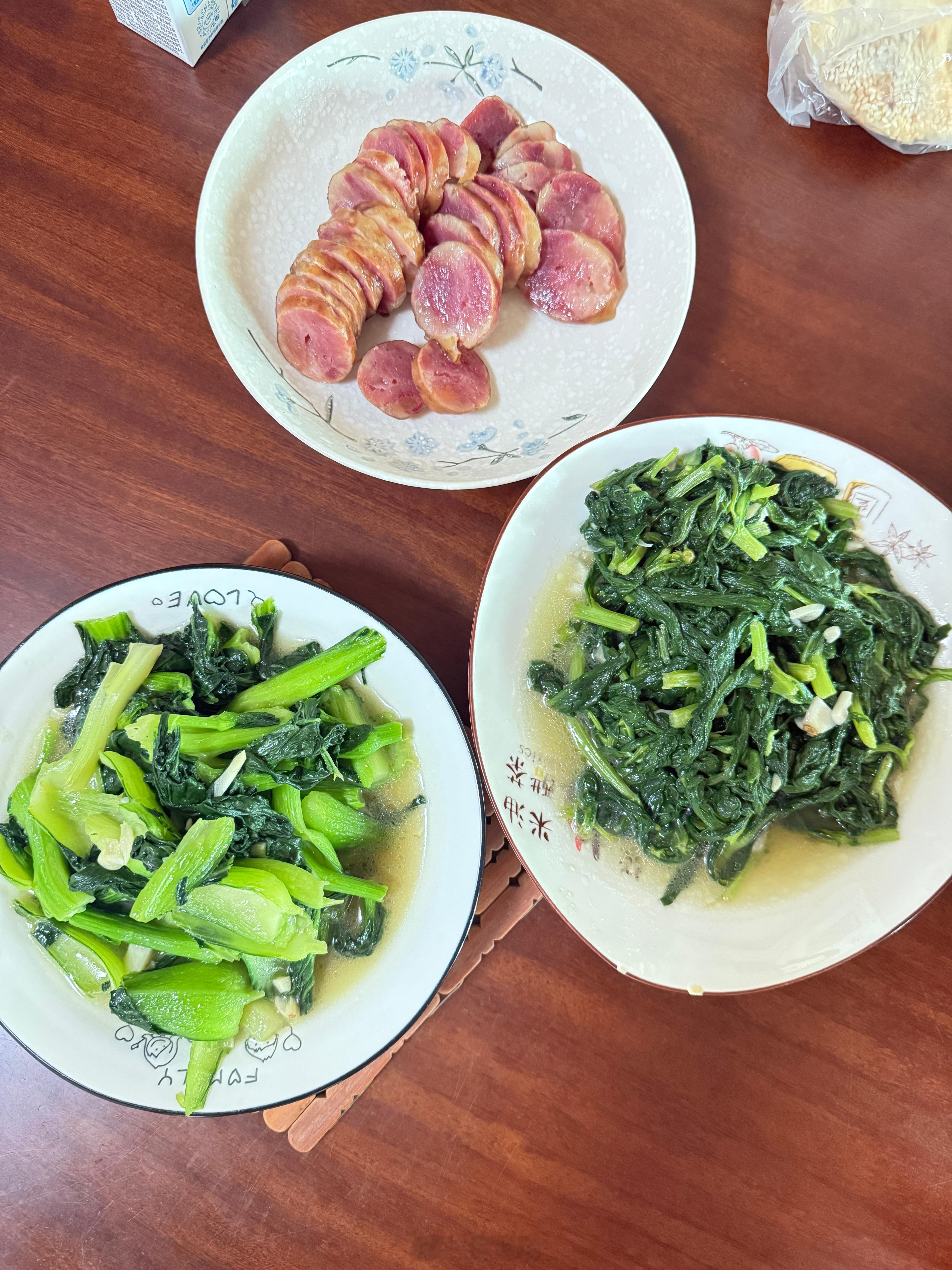 压压家开饭了，欢迎品尝 