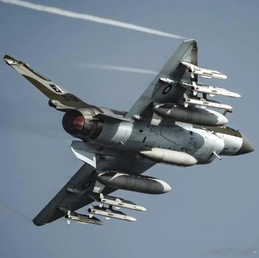 巴基斯坦空军的歼10CE#武器装备##兵器影像##外军影像# ​​​