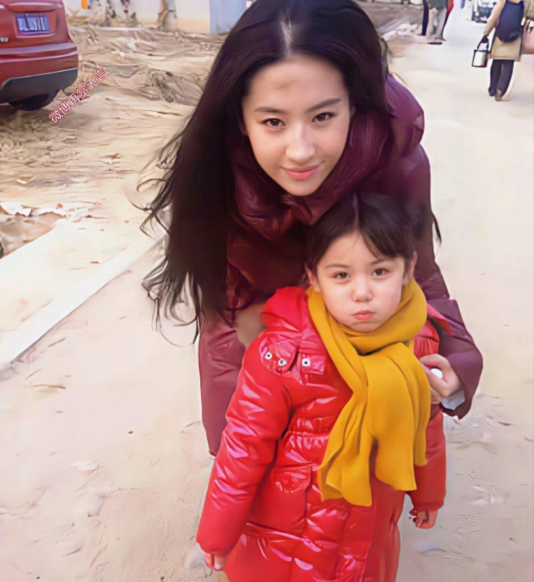 马天宇刘亦菲这么高级的基因，居然没有选择结婚生子，未尝不是一种遗憾呢？ 