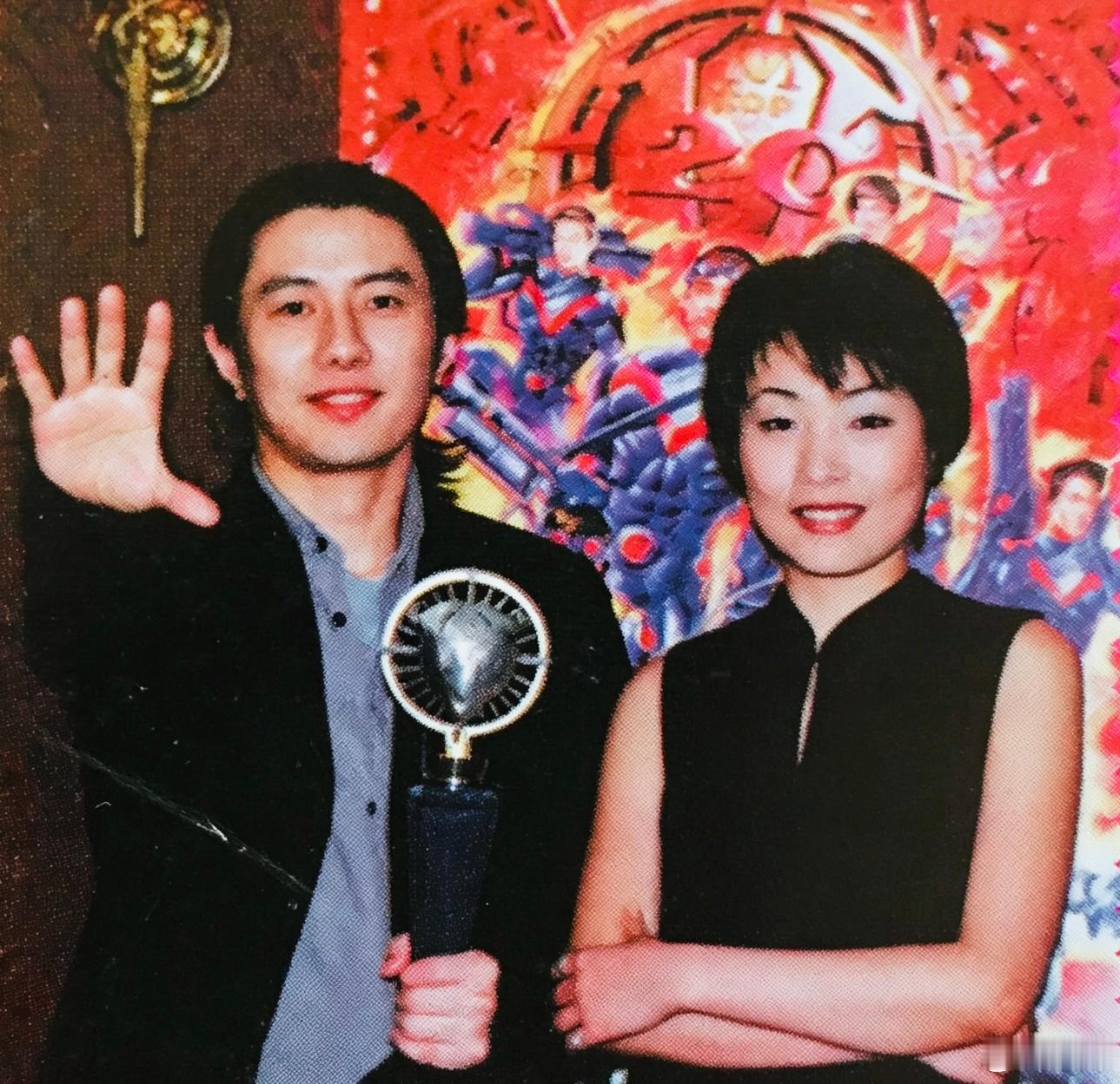 “精彩合照时间”；陈辉、高旗和朋友们，还有当年的陈琳、郑钧……