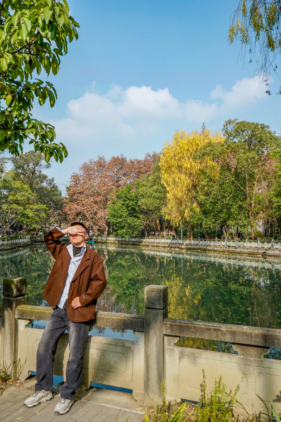 成都.适合一个人闲逛的100个地方（22/100）