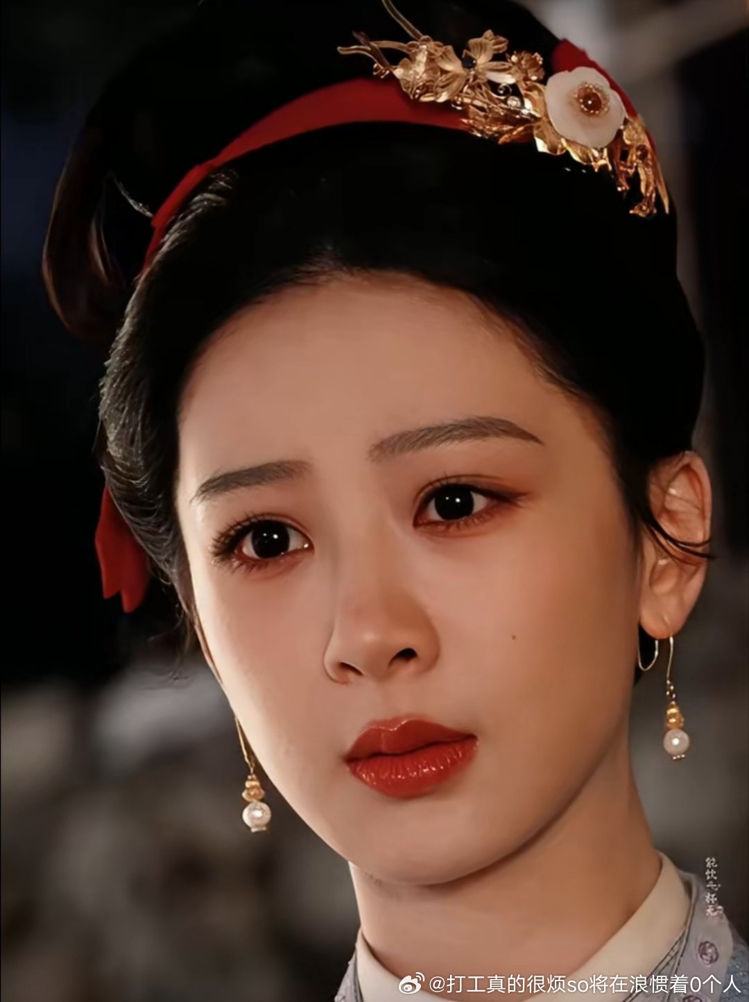 婶婶阿姨们的发型都好古典蛮喜欢的女主后期没稠刘海之后的发型还是“明制宋制剧常见”