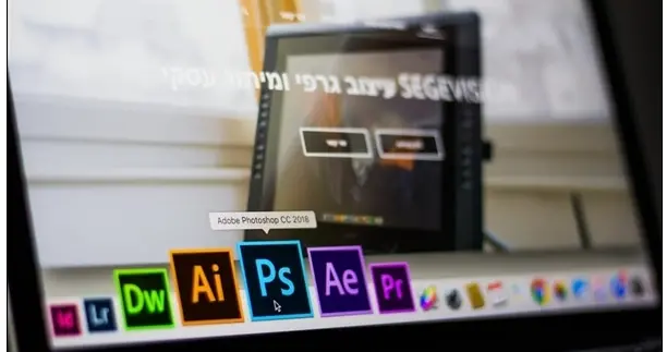 「资讯」Adobe推出网页版Photoshop：暂时只适用于轻量级工作