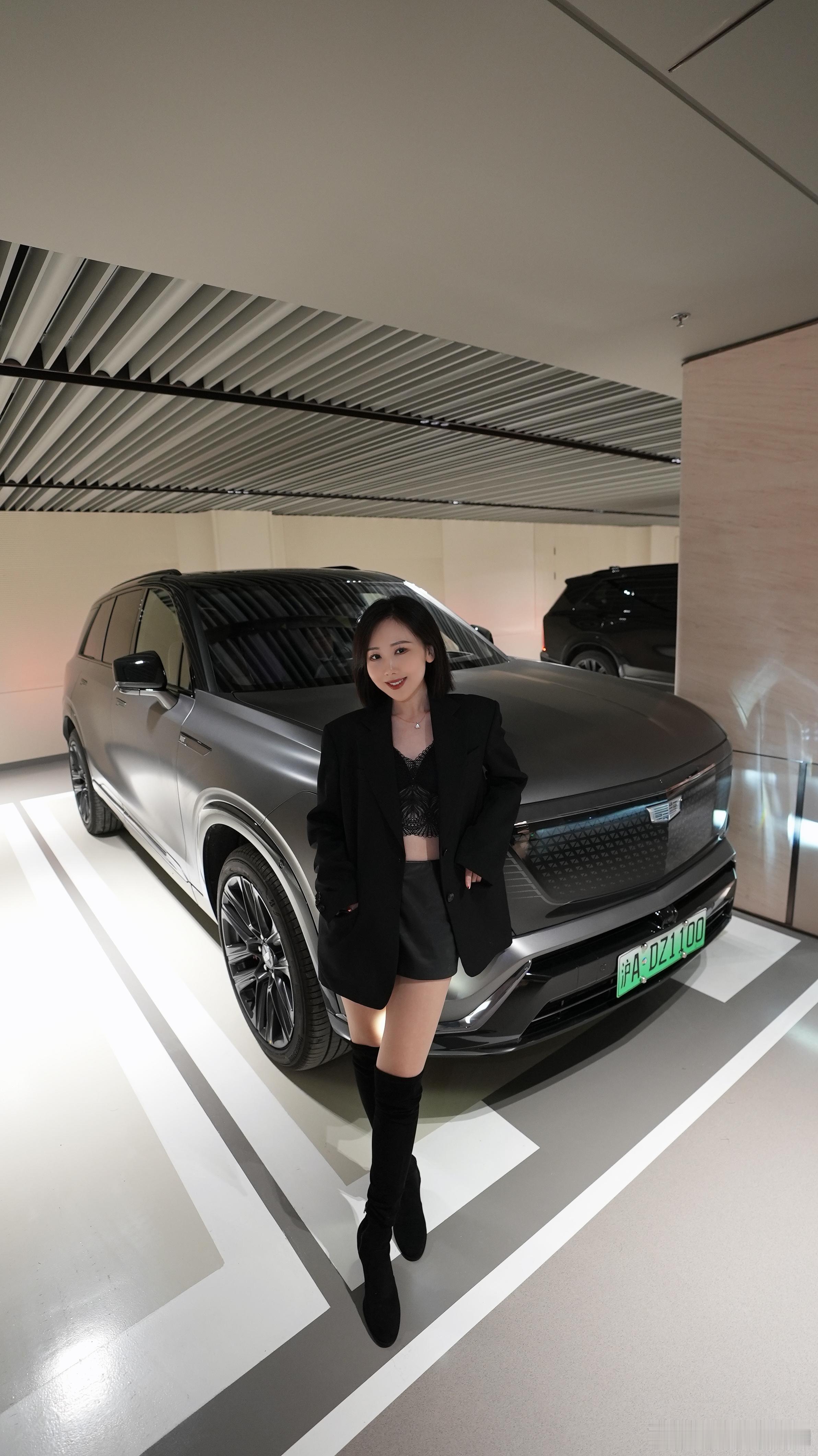 凯迪拉克凯威德正式上市售价 46.88万-50.88万元作为凯迪拉克的全尺寸纯电