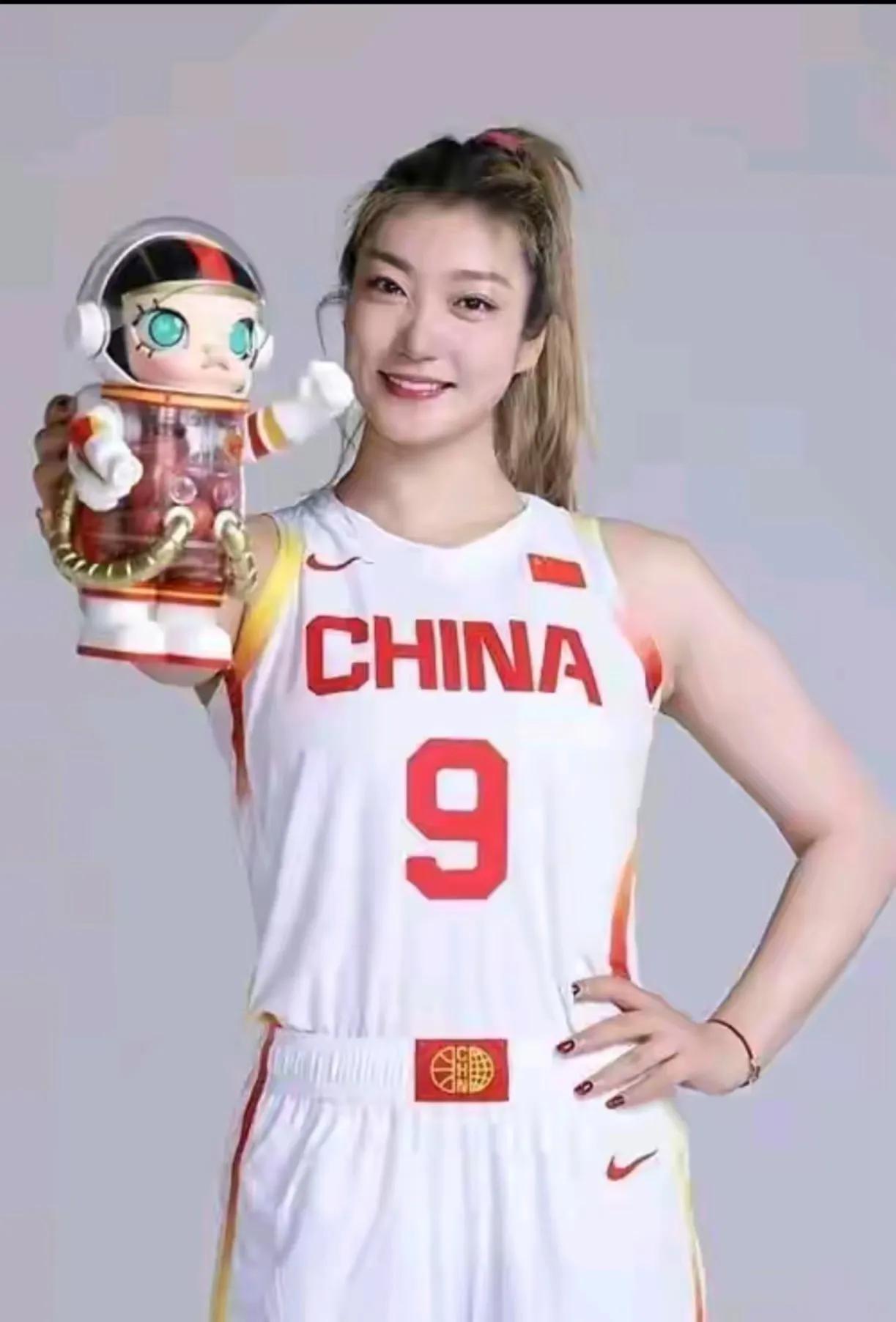30岁的李梦接下来只要能稳稳当当的在打球，其他的真无所谓了！不是因为她有了足够的