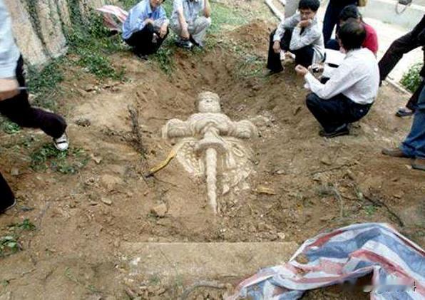 1986年，陕西发现程咬金墓碑，碑文重塑历史，学者：难怪武则天不敢谋害他！

你