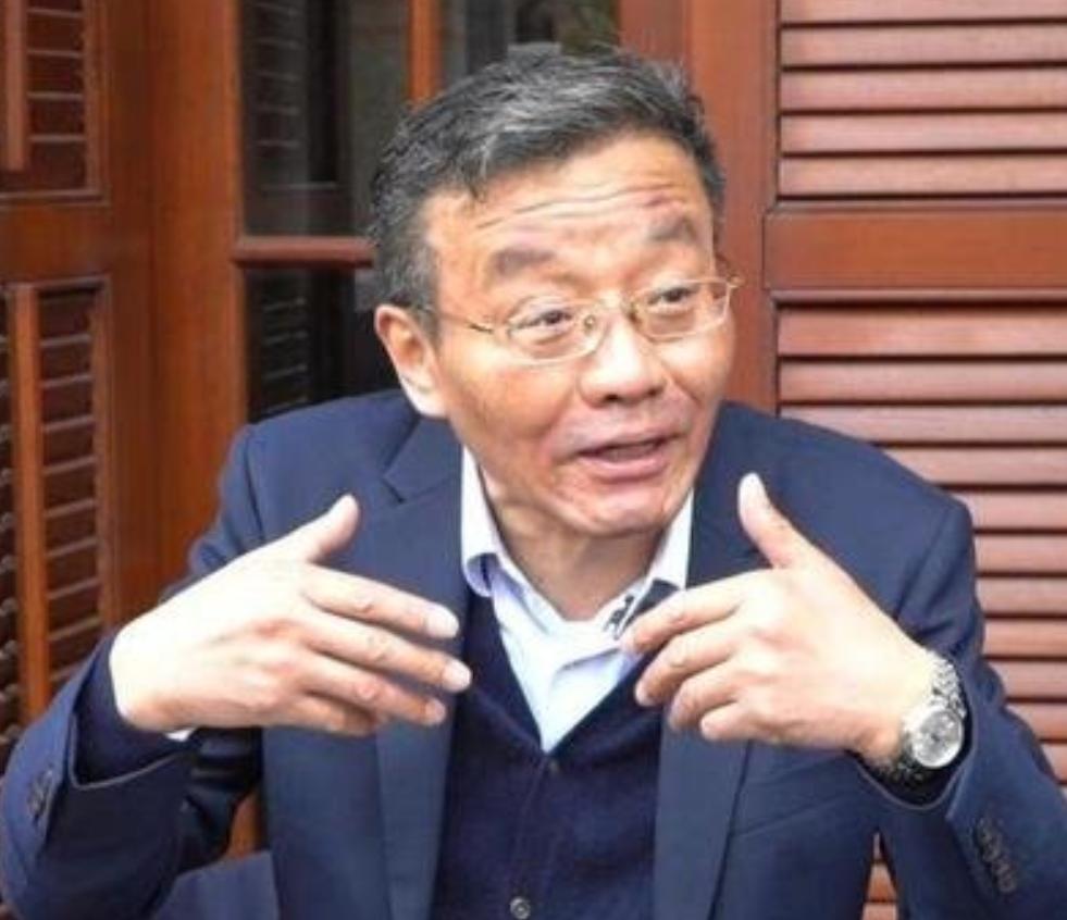 复旦大学教授王德峰，再次抛出惊人“言论”！他说：“今日之中国纵欲汹汹，各种欲望，