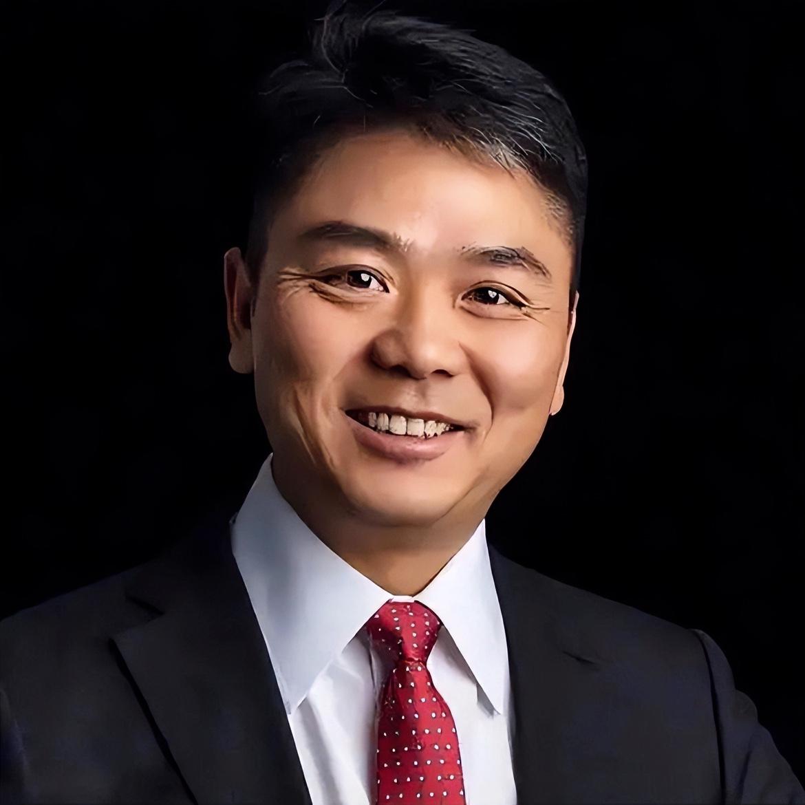 主持人曾问刘强东
能用一分钟，说服用户去京东购物吗

他嘴角上扬：“20秒足够。