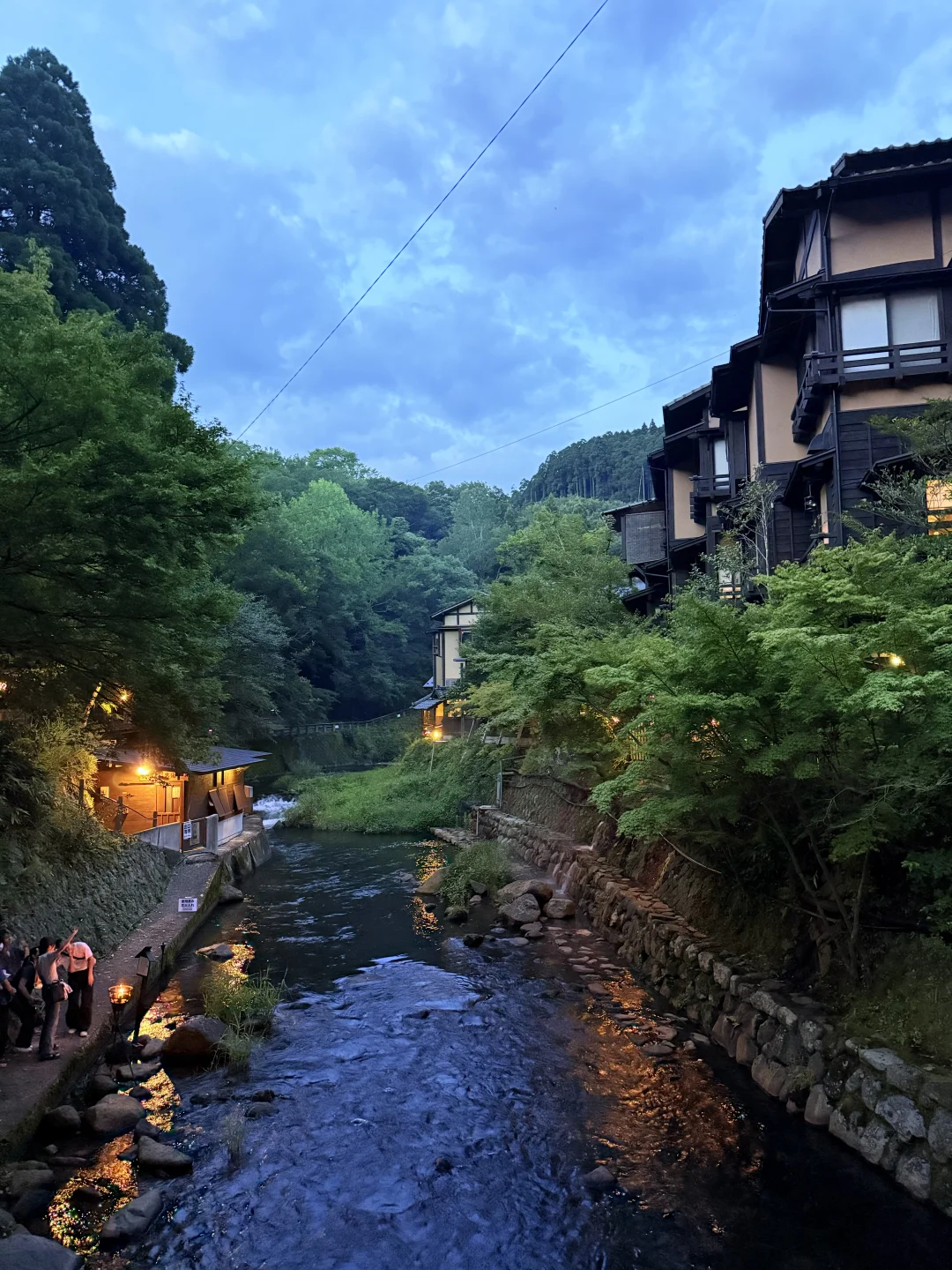黑川 来日本留两天在这里吧！！不看后悔！