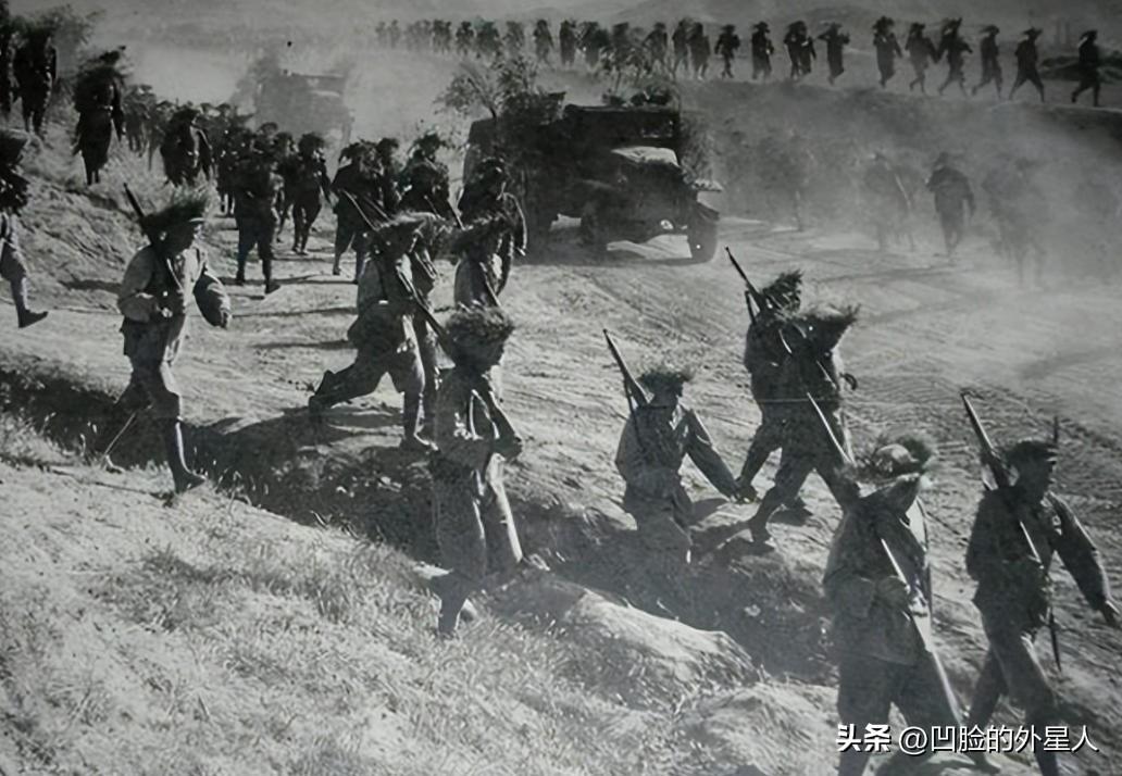 1949年，我军缴获四船货物，排长清点完物资，发现并非贵重物品，便向军长汇报，谁