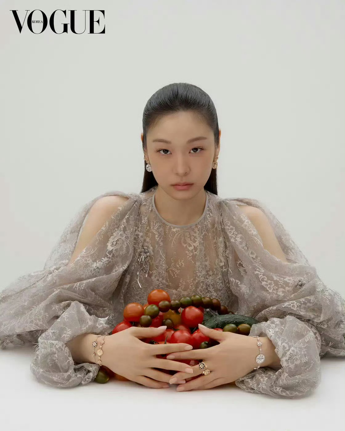 金妍儿 ×VOGUE Korea March 2026封面VOGUE韩版三月刊 