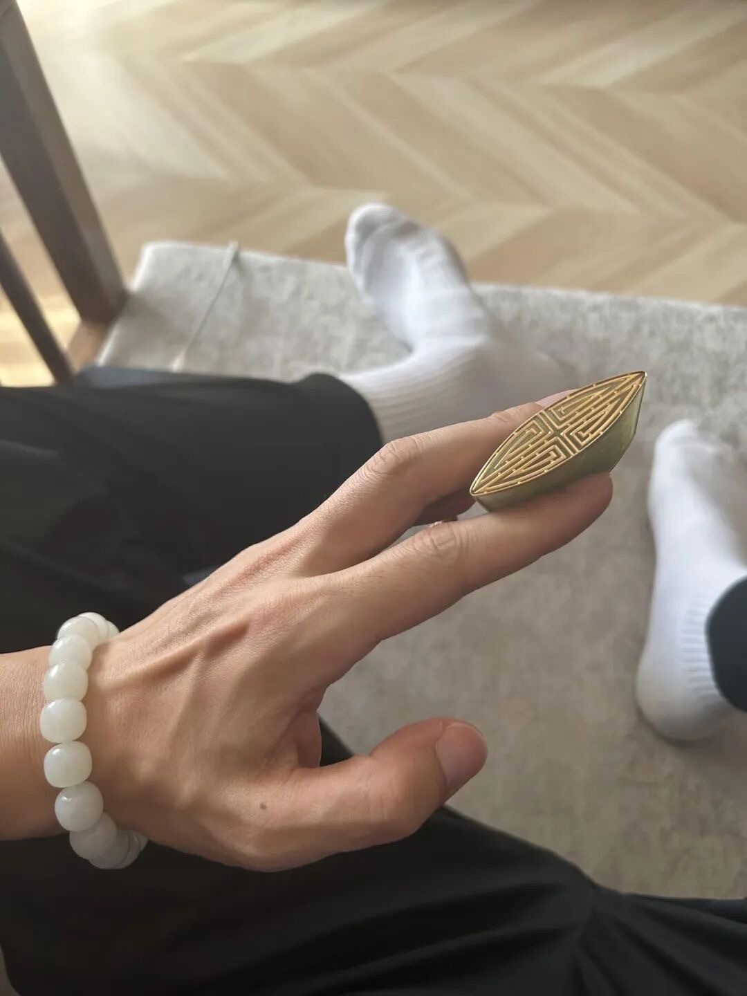 愿你眼中有光，心中有梦，脚下有路，不负韶华，不负此生。 