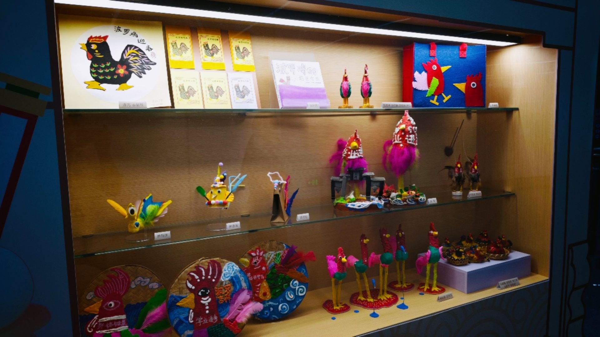 看见菠萝鸡，看见午后雷雨，赶紧跑路，不当落汤鸡 